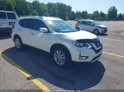 5N1AT2MT2JC847819 2018 NISSAN ROGUE