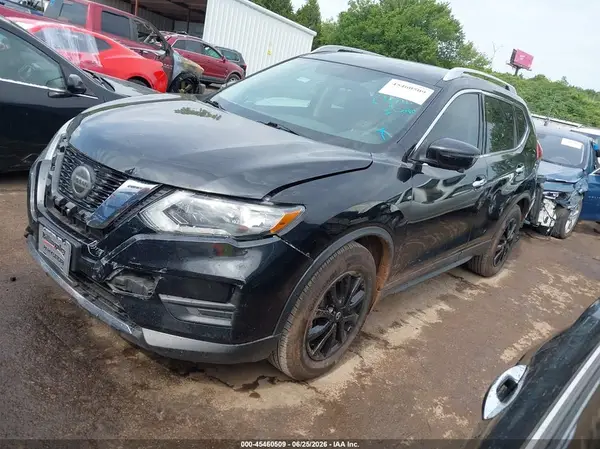 5N1AT2MT2JC852826 2018 NISSAN ROGUE - Image 2