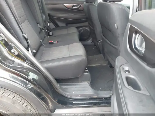 5N1AT2MT2JC852826 2018 NISSAN ROGUE - Image 8