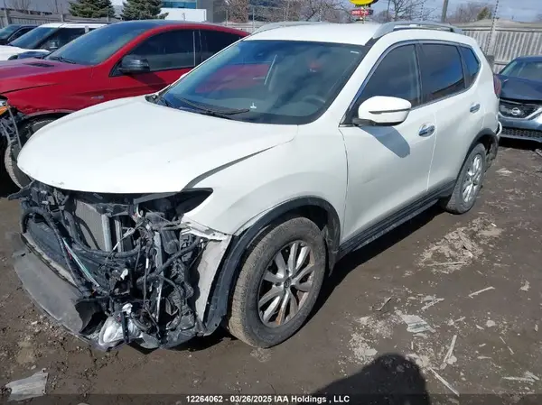 5N1AT2MT2KC706234 2019 NISSAN ROGUE - Image 2