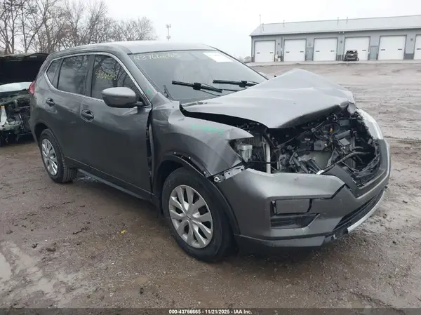 5N1AT2MT2KC706508 2019 NISSAN ROGUE - Image 1
