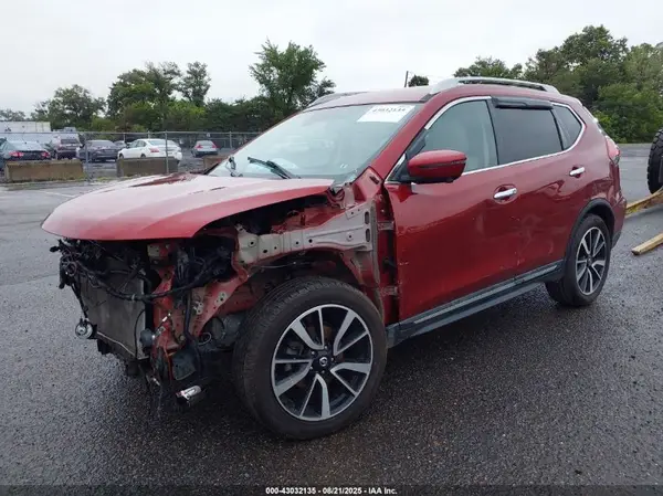 5N1AT2MT2KC708324 2019 NISSAN ROGUE - Image 2