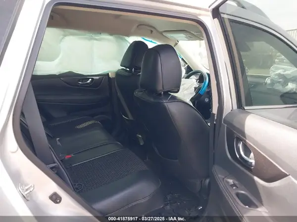 5N1AT2MT2KC713829 2019 NISSAN ROGUE - Image 8