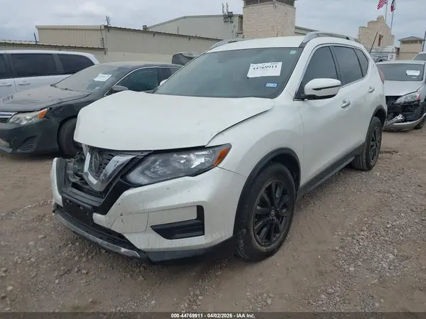 5N1AT2MT2KC722367 2019 NISSAN ROGUE - Image 2