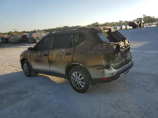 5N1AT2MT2KC725236 2019 NISSAN ROGUE - Image 2