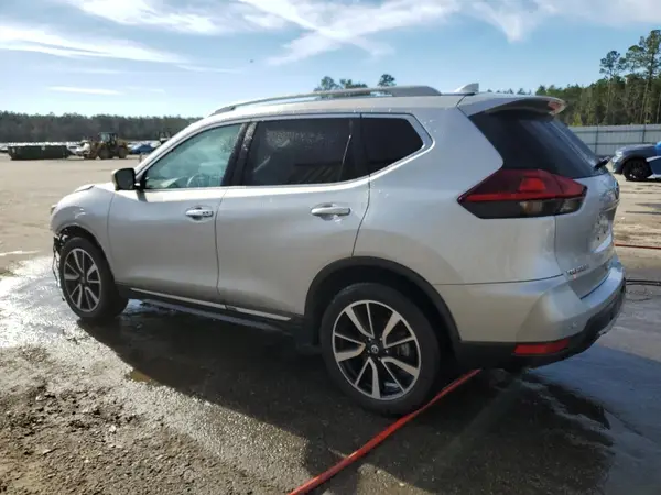 5N1AT2MT2KC743025 2019 NISSAN ROGUE - Image 2
