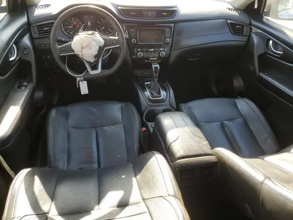 5N1AT2MT2KC743025 2019 NISSAN ROGUE - Image 8