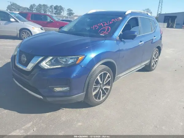 5N1AT2MT2KC743722 2019 NISSAN ROGUE - Image 2