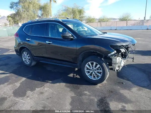 5N1AT2MT2KC748967 2019 NISSAN ROGUE - Image 1