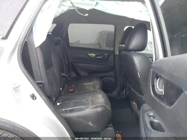 5N1AT2MT2KC752873 2019 NISSAN ROGUE - Image 8