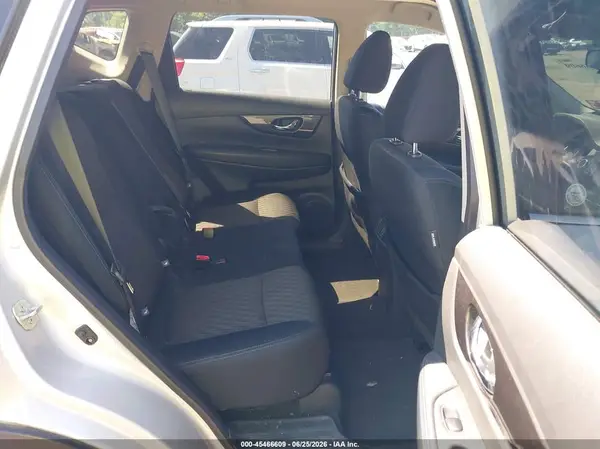 5N1AT2MT2KC754008 2019 NISSAN ROGUE - Image 8