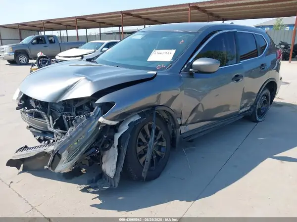 5N1AT2MT2KC755479 2019 NISSAN ROGUE - Image 2