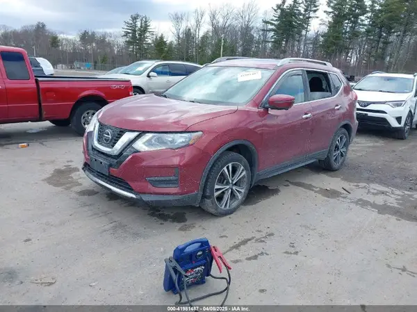 5N1AT2MT2KC757085 2019 NISSAN ROGUE - Image 2