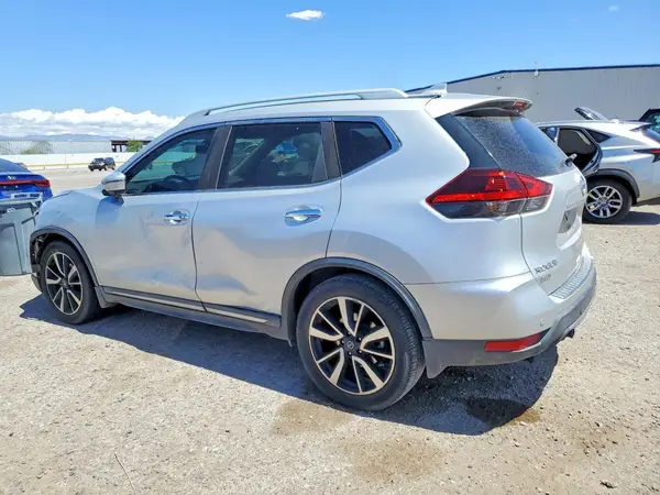 5N1AT2MT2KC759449 2019 NISSAN ROGUE - Image 2