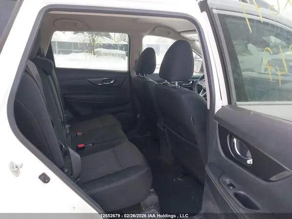5N1AT2MT2KC764747 2019 NISSAN ROGUE - Image 8