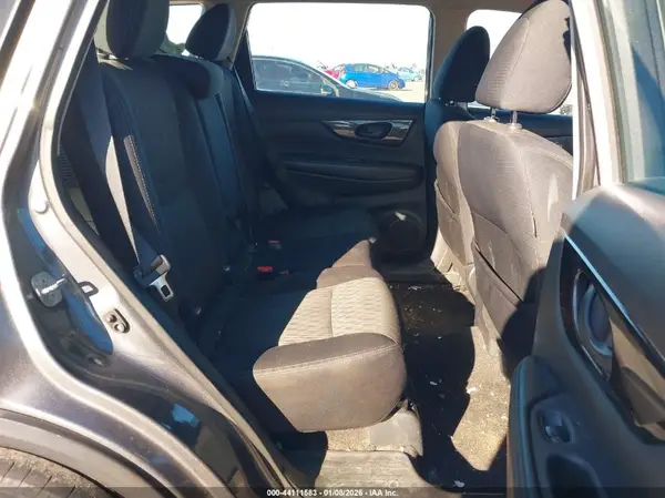 5N1AT2MT2KC769852 2019 NISSAN ROGUE - Image 8