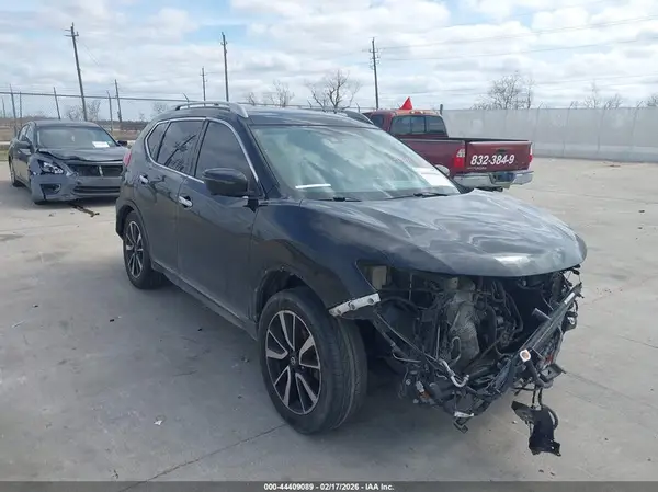 5N1AT2MT2KC776395 2019 NISSAN ROGUE - Image 1
