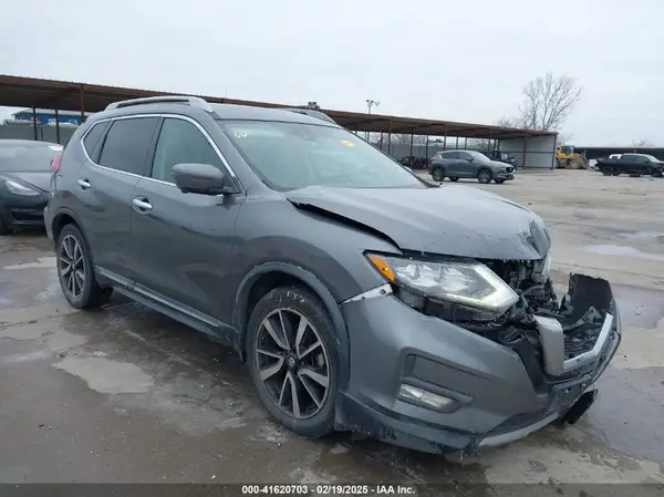 5N1AT2MT2KC794993 2019 NISSAN ROGUE - Image 1