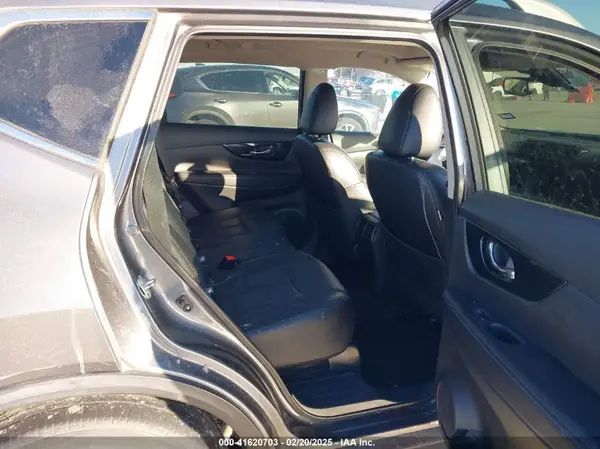 5N1AT2MT2KC794993 2019 NISSAN ROGUE - Image 8