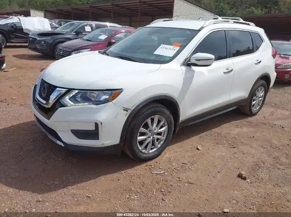 5N1AT2MT2KC795397 2019 NISSAN ROGUE - Image 2