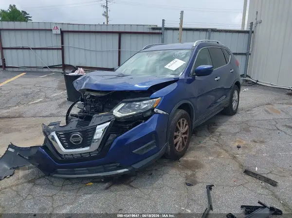 5N1AT2MT2KC801215 2019 NISSAN ROGUE - Image 2