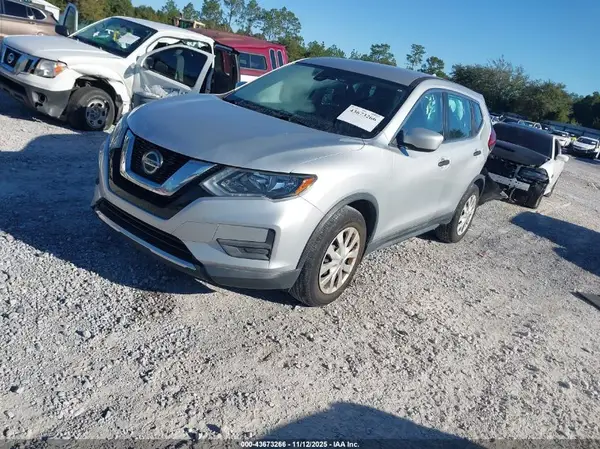 5N1AT2MT2KC802736 2019 NISSAN ROGUE - Image 2