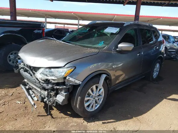 5N1AT2MT2KC809606 2019 NISSAN ROGUE - Image 2