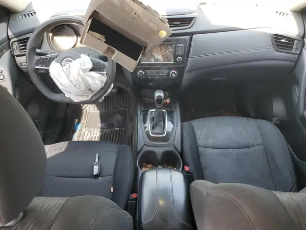 5N1AT2MT2KC813610 2019 NISSAN ROGUE - Image 8