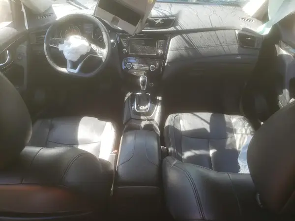 5N1AT2MT2KC823845 2019 NISSAN ROGUE - Image 8