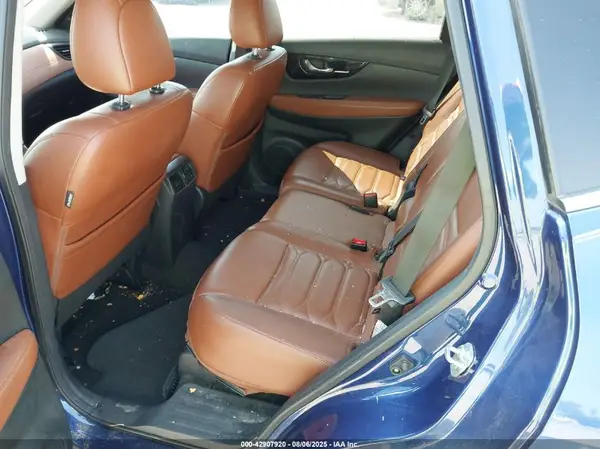 5N1AT2MT2KC836515 2019 NISSAN ROGUE - Image 8