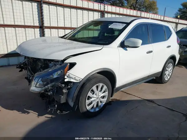 5N1AT2MT2KC838877 2019 NISSAN ROGUE - Image 2