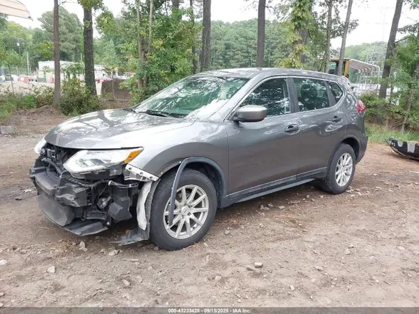 5N1AT2MT2KC839141 2019 NISSAN ROGUE - Image 2