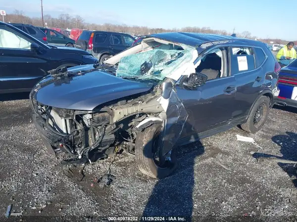 5N1AT2MT2LC715288 2020 NISSAN ROGUE - Image 2