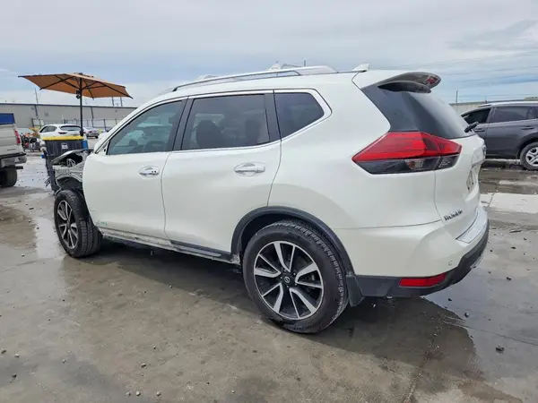 5N1AT2MT2LC745133 2020 NISSAN ROGUE - Image 2