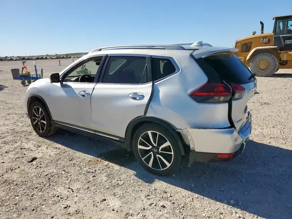 5N1AT2MT2LC746928 2020 NISSAN ROGUE - Image 2