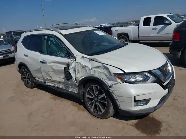 5N1AT2MT2LC800115 2020 NISSAN ROGUE - Image 1