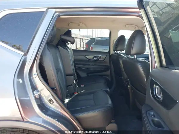 5N1AT2MT3GC755143 2016 NISSAN ROGUE - Image 8
