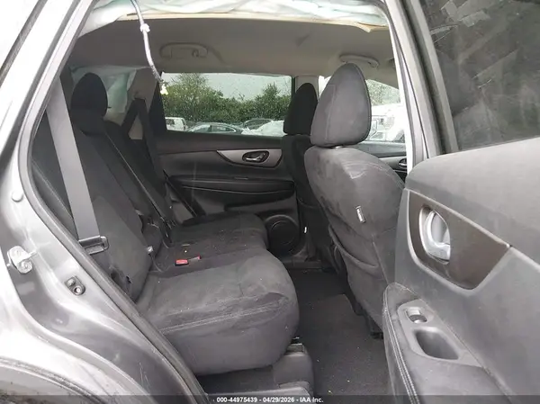 5N1AT2MT3GC758303 2016 NISSAN ROGUE - Image 8
