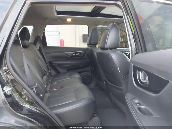 5N1AT2MT3GC791298 2016 NISSAN ROGUE - Image 8