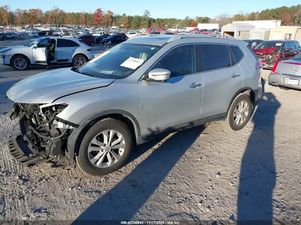 5N1AT2MT3GC794265 2016 NISSAN ROGUE - Image 2