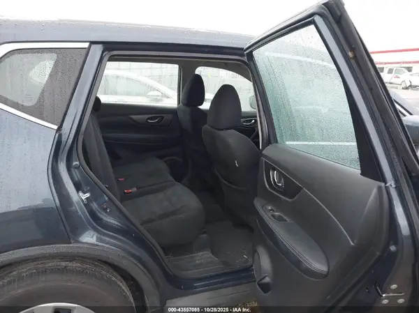5N1AT2MT3GC833808 2016 NISSAN ROGUE - Image 8