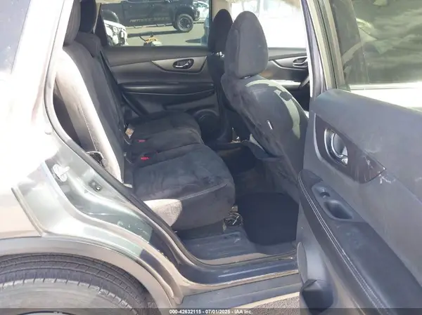 5N1AT2MT3GC849992 2016 NISSAN ROGUE - Image 8