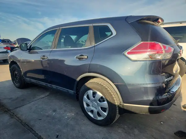 5N1AT2MT3GC855386 2016 NISSAN ROGUE - Image 2