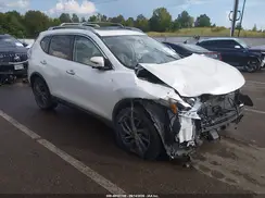 5N1AT2MT3GC857672 2016 NISSAN ROGUE