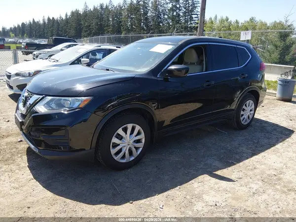5N1AT2MT3HC740448 2017 NISSAN ROGUE - Image 2