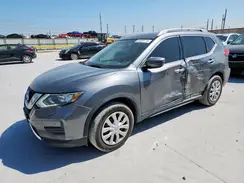 5N1AT2MT3HC740451 2017 NISSAN ROGUE