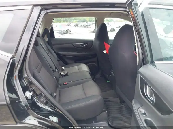 5N1AT2MT3HC740935 2017 NISSAN ROGUE - Image 8