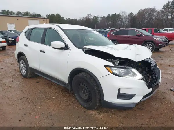 5N1AT2MT3HC741308 2017 NISSAN ROGUE - Image 1
