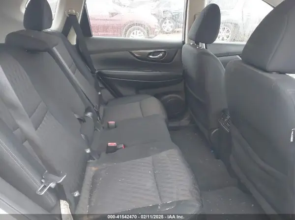 5N1AT2MT3HC741308 2017 NISSAN ROGUE - Image 8