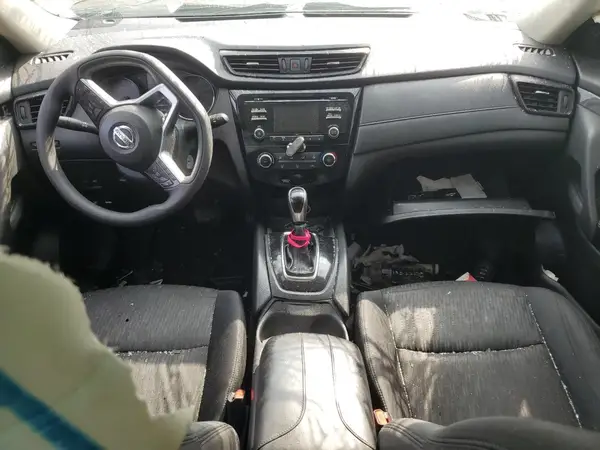5N1AT2MT3HC743821 2017 NISSAN ROGUE - Image 8